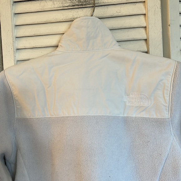 The North Face Women’s Denali Jacket Size XS - Picture 7 of 9